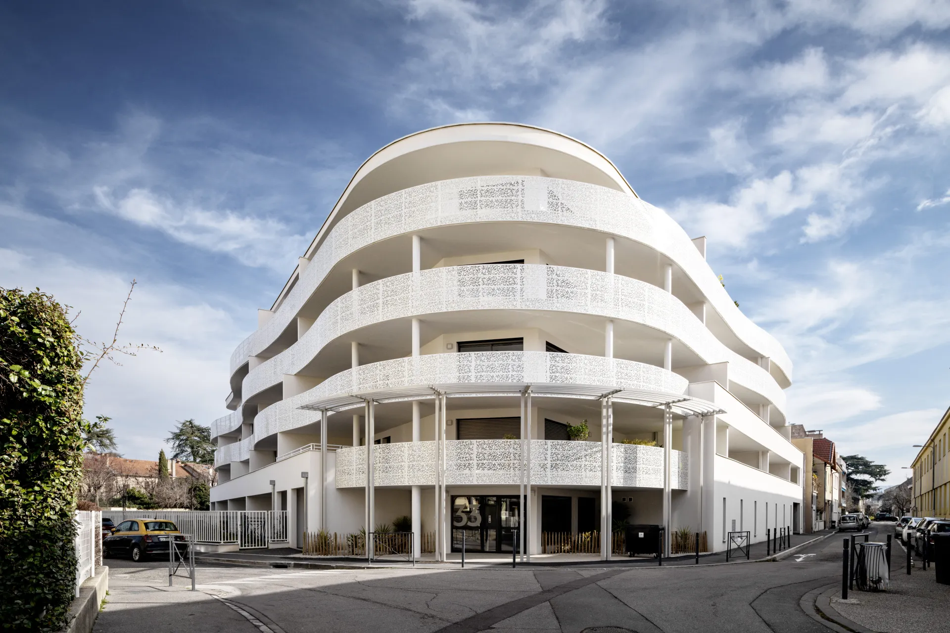 Vue globale de la façade extérieure