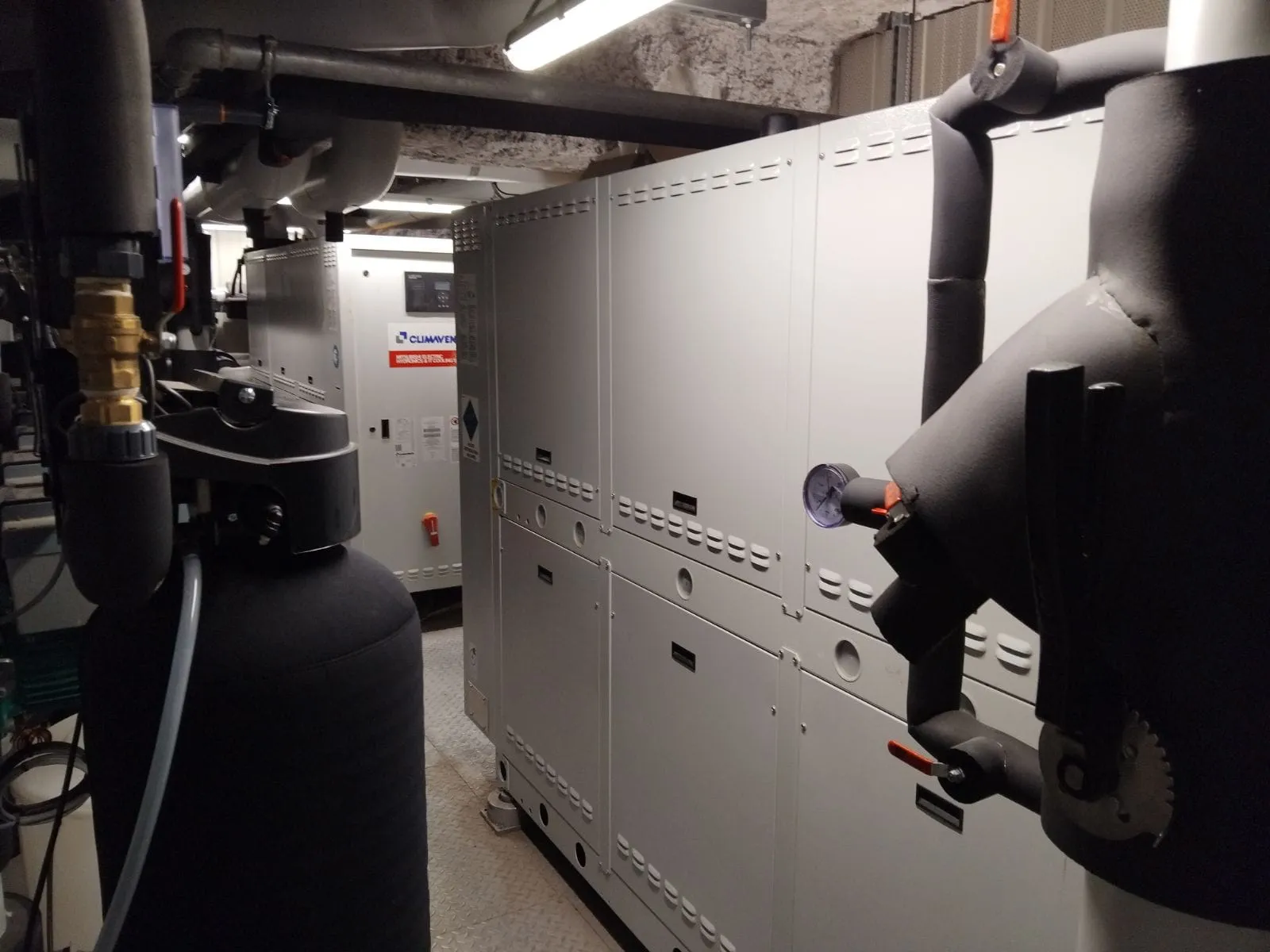 T3D25 - COEUR PRESQUILE - Local technique linkedin-4.jpg