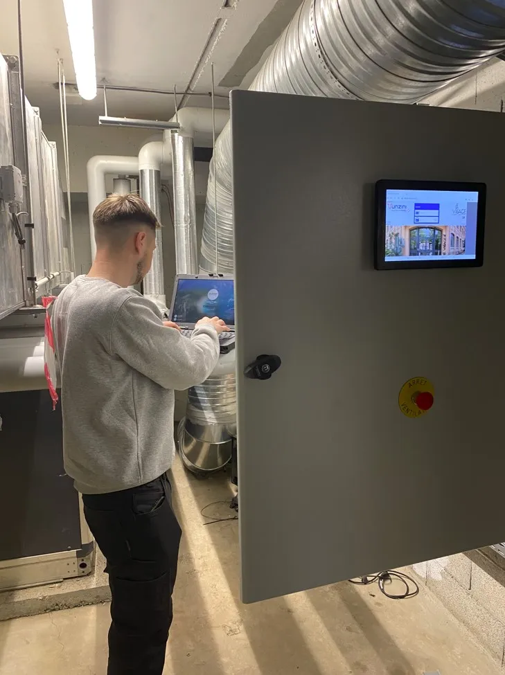 T3D25 - LE VILLAGE BY CA - Technique 1