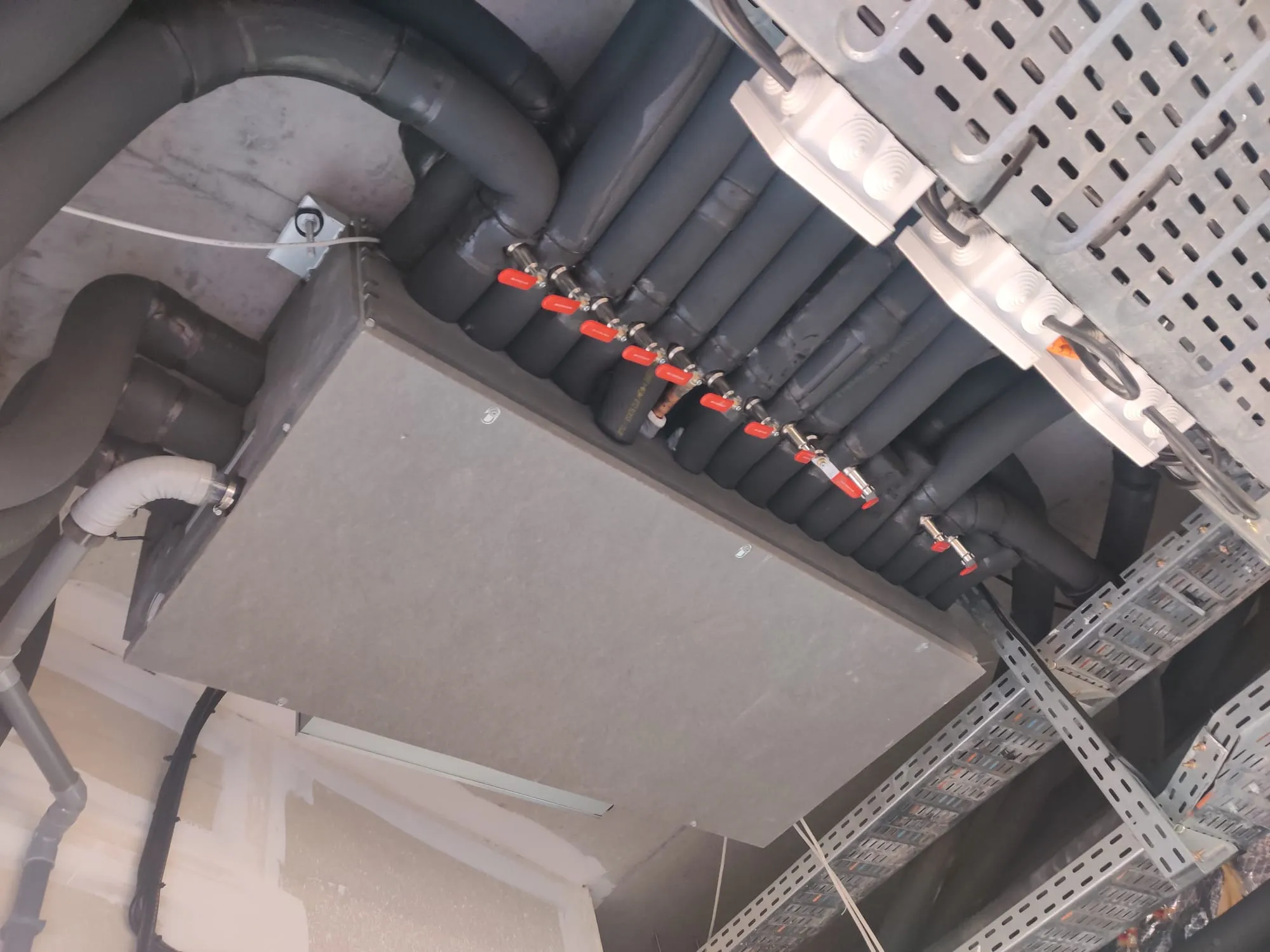 T3D25 - UNIV NICE SOPHIA - 2 TECHNIQUE - Boitier CMB