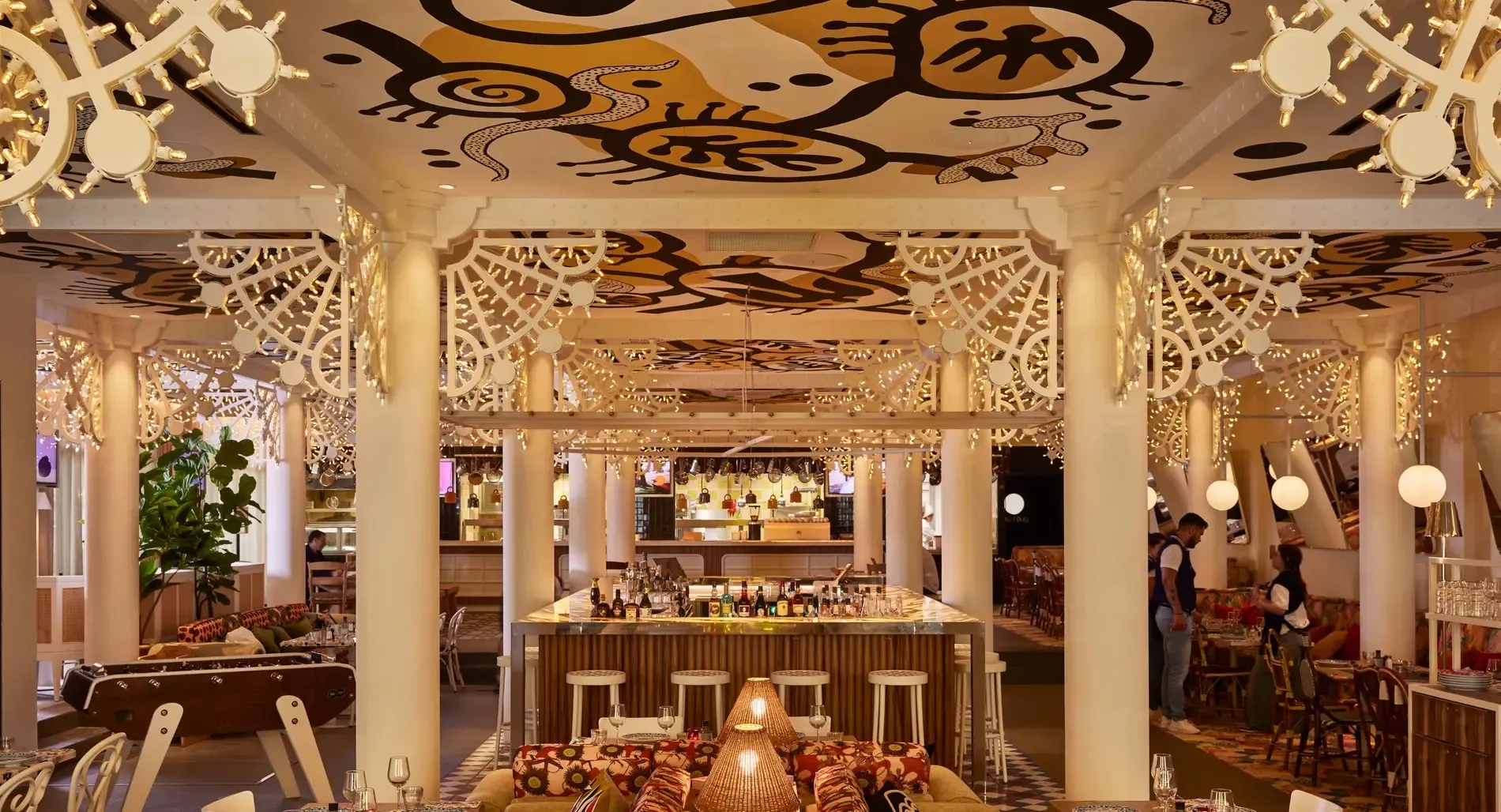 Bar restaurant