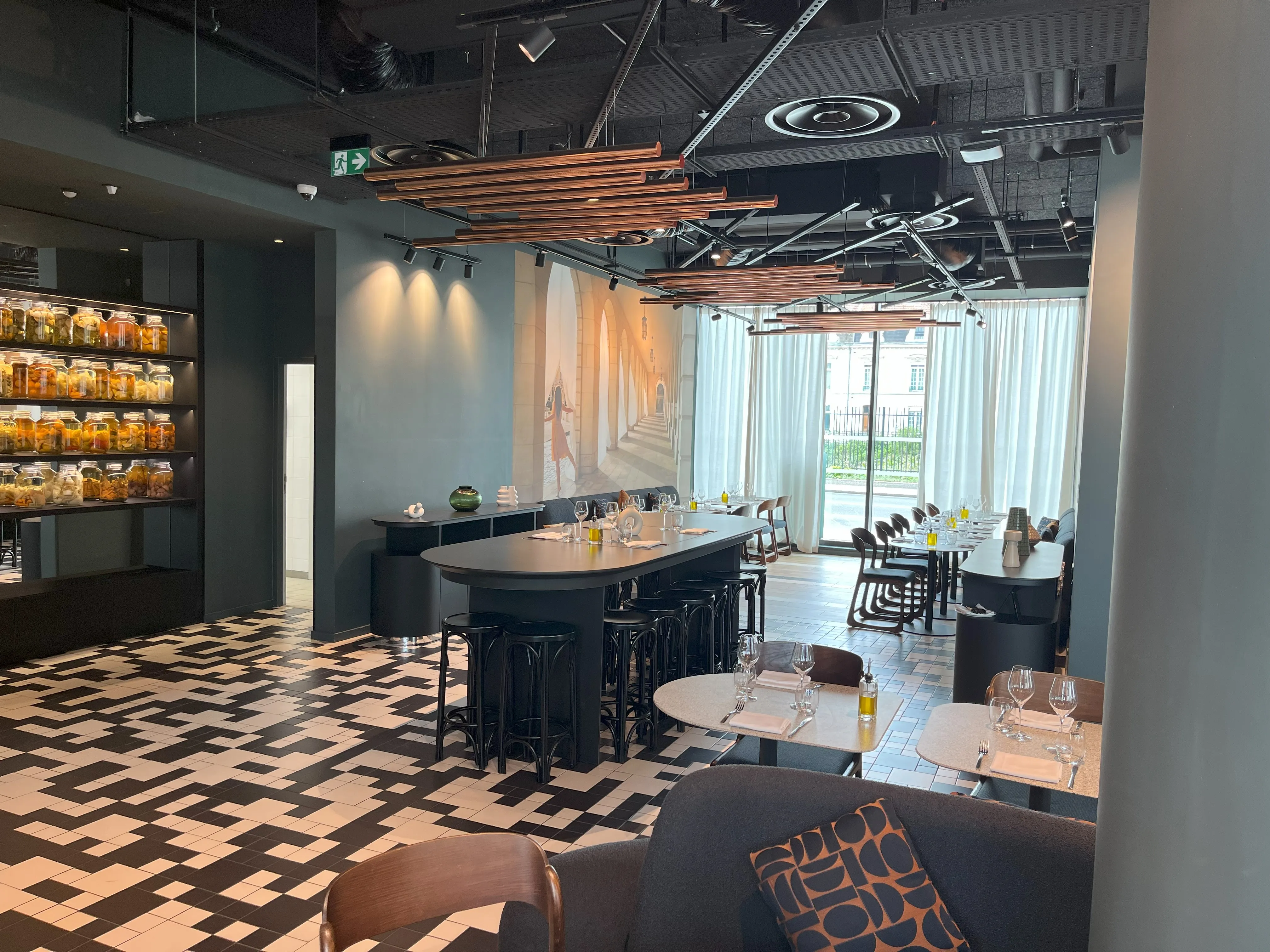 Intérieur, restaurant.