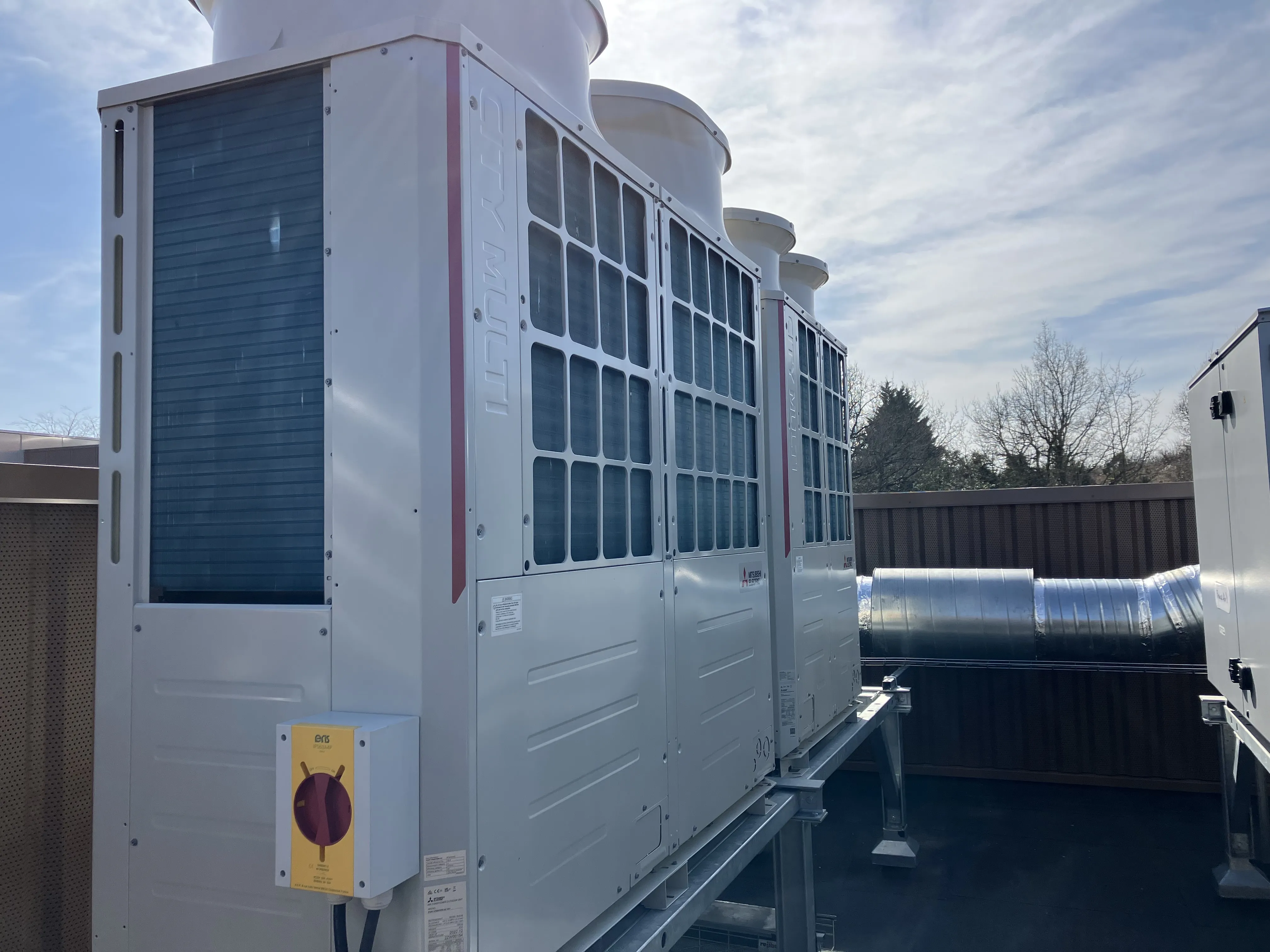 T3D25 - ESPACE PIERRES FOLLES - TECHNIQUE