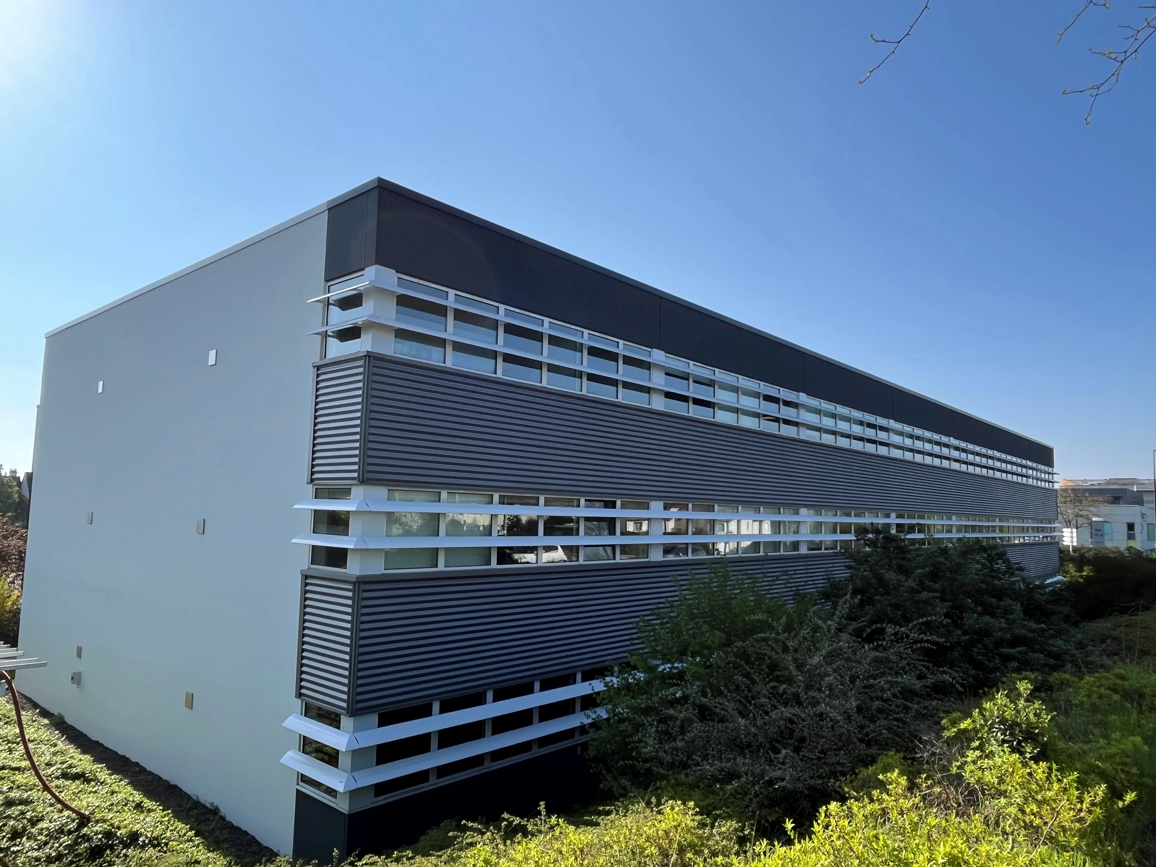 T3D25 - AROBASE 2 - Facade.jpg