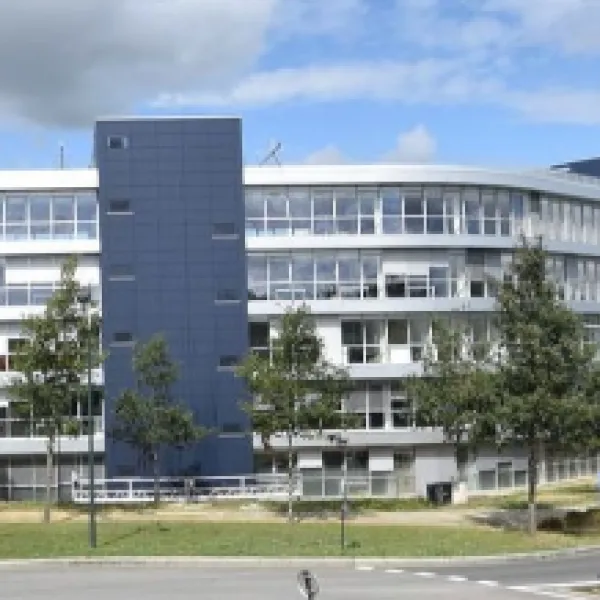 Batiment ATOS Nantes (44) Batiment ATOS Nantes (44)