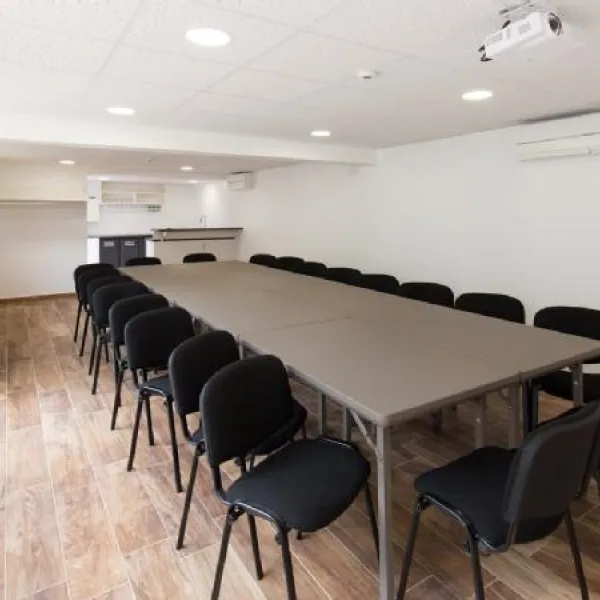 Unités intérieures murales salle de réunion