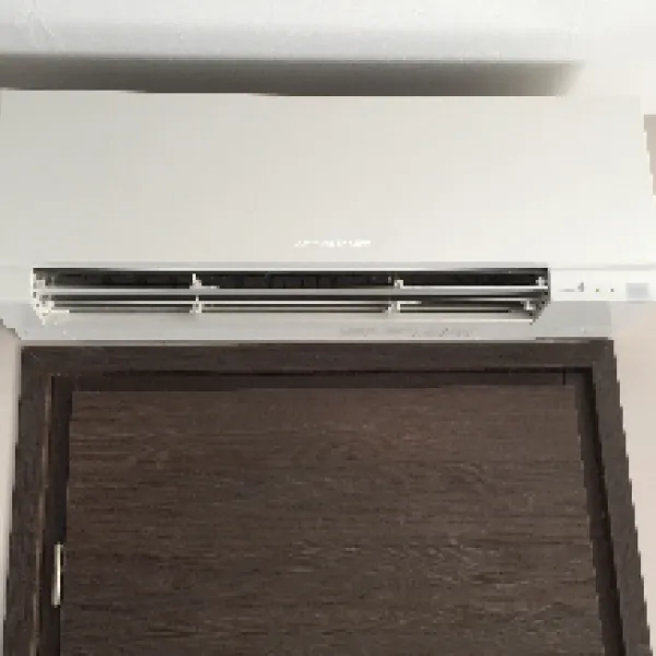 Split design blanc Mitsubishi Electric Split design blanc Mitsubishi Electric