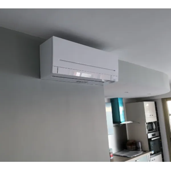 Installation climatisation MITSUBISHI ELECTRIC MSZ-AP35 COMPACT à Menton par SARL RATTO ET FILS Installation climatisation MITSUBISHI ELECTRIC MSZ-AP35 COMPACT à Menton par SARL RATTO ET FILS