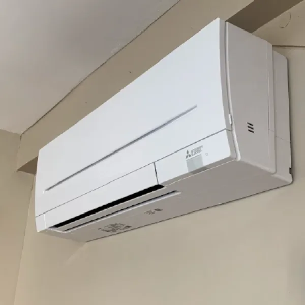 Mural Compact MITSUBISHI Mural Compact MITSUBISHI