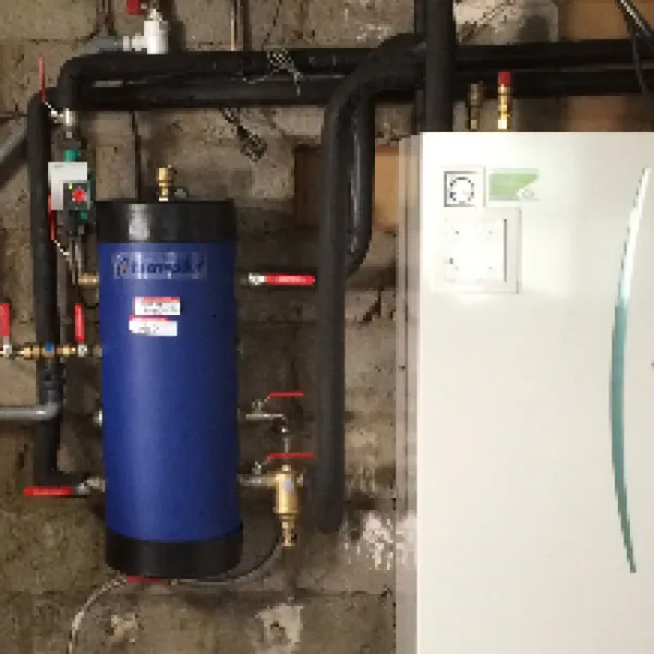 Remplacement d'une chaudière fioul par une pompe à chaleur air-eau Mitsubishi Electric Ecodan à Saint Saturnin .72) Remplacement d'une chaudière fioul par une pompe à chaleur air-eau Mitsubishi Electric Ecodan à Saint Saturnin .72)