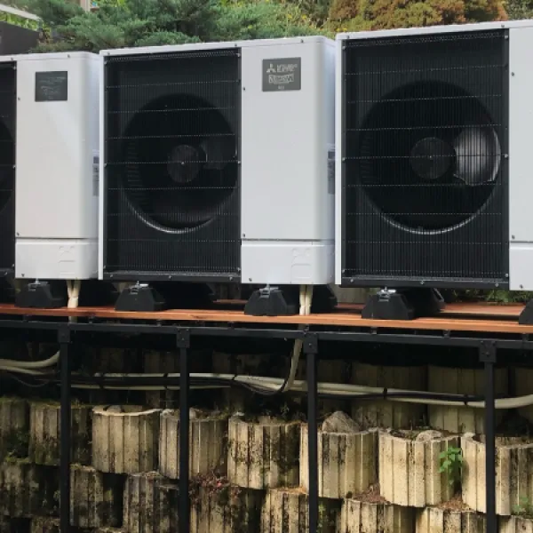 POMPES A CHALEUR AIR/EAU EN CASCADE