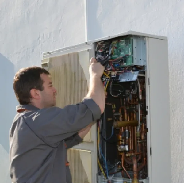 entretien d'une pompe a chaleur mitsu par la société artipac entretien d'une pompe a chaleur mitsu par la société artipac