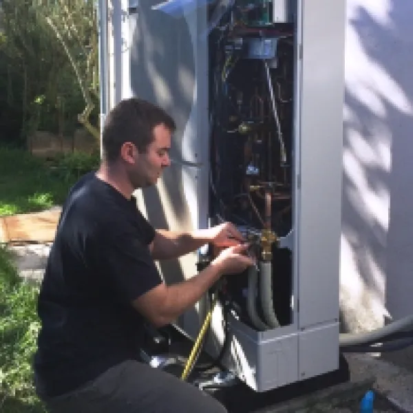 ENTRETIEN POMPE A CHALEUR MITSUBISHI ELECTRIC